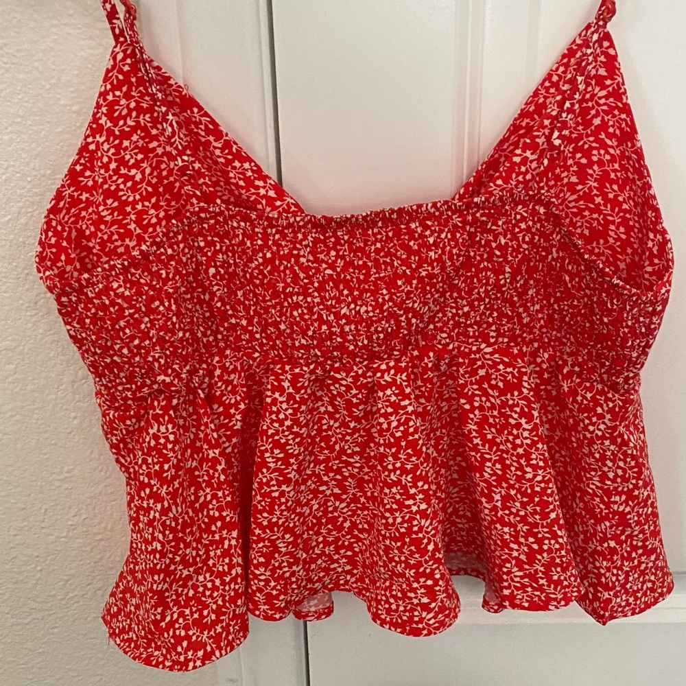 2 SHEIN Tie-Front Top - Picture 3 of 9